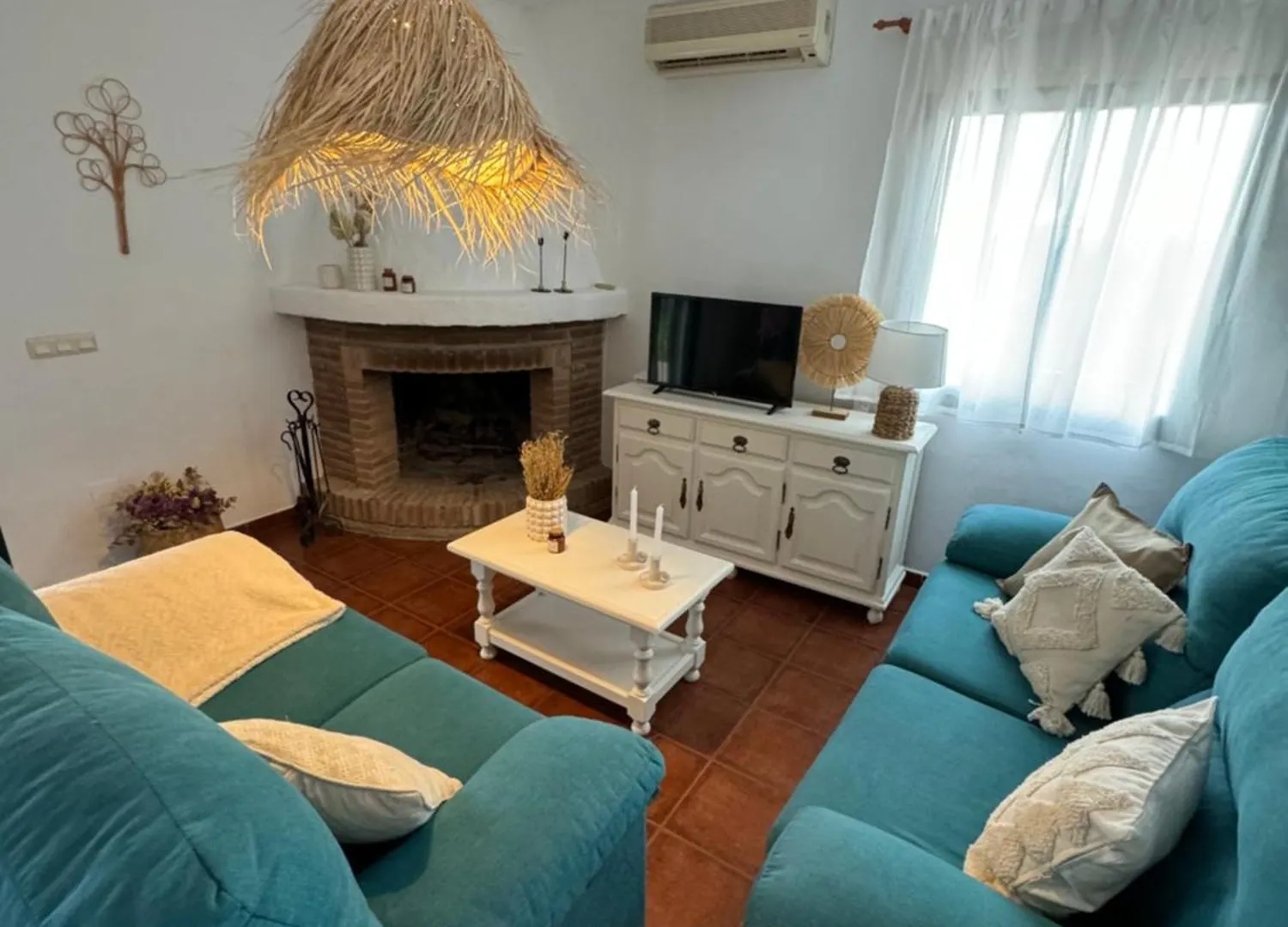 Villa En Frigiliana Con Piscina, Jacuzzi Y Espectaculares Vistas