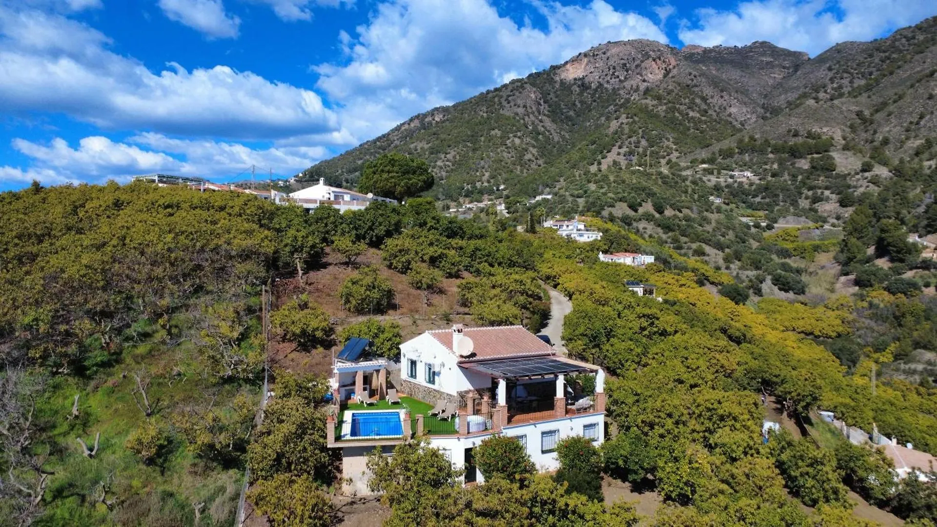 Villa En Frigiliana Con Piscina, Jacuzzi Y Espectaculares Vistas Spain
